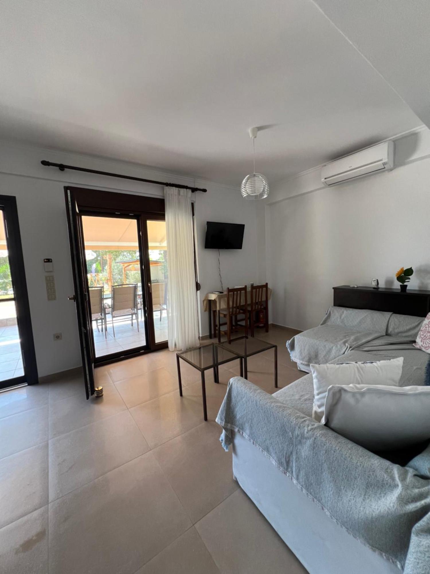 Apartamento Epavli Xenia Pefkochori-Paliouri 50M Exterior foto